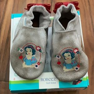 Disney Baby Robeez